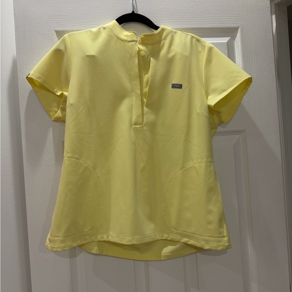 Figs Yellow Short Sleeve Women's Top